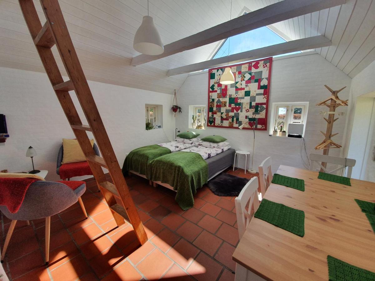 Zara'S B&B ฮอร์เซินส์ ภายนอก รูปภาพ